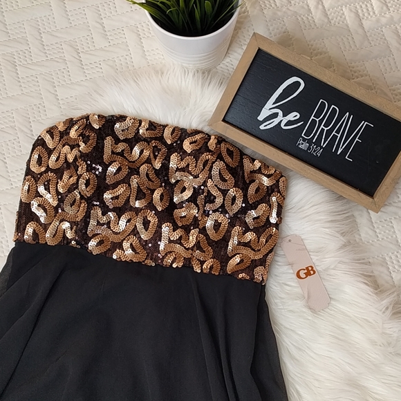 {GB} Strapless Black and Gold Dress - Picture 2 of 6
